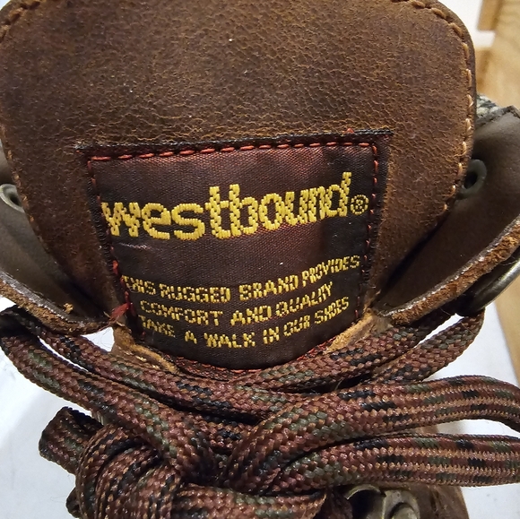 B Women’s Westbound Boot New without box Convenience Hiking suede weatherproof - Picture 6 of 12